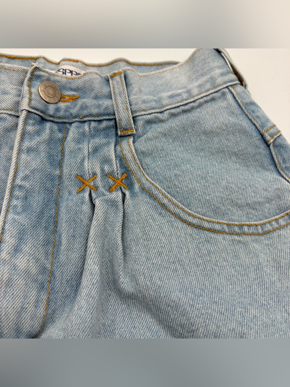 Vintage 80s ESPRIT Light Wash Denim High Waist Pleated Front Mom Shorts Sz 3/4 - Picture 4 of 5